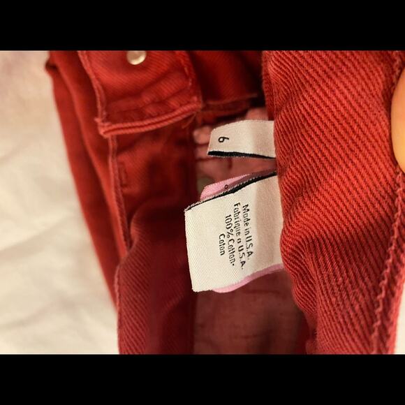 Calvin Klein High Rise Mom shorts - Picture 3 of 6